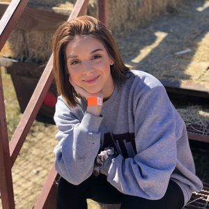 Meet your Posher, Summer